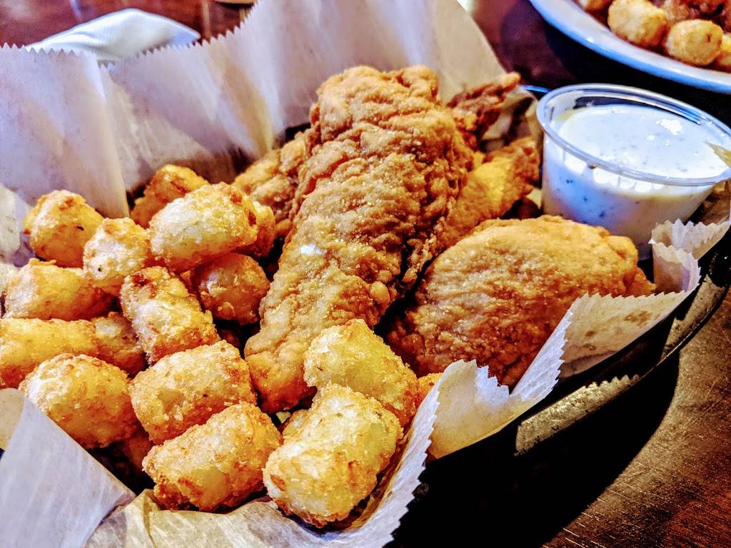 LPLs Restaurant & Pub | restaurant | 1707 Harry Langdon Blvd, Council Bluffs, IA 51503, USA | 7123259617 OR +1 712-325-9617