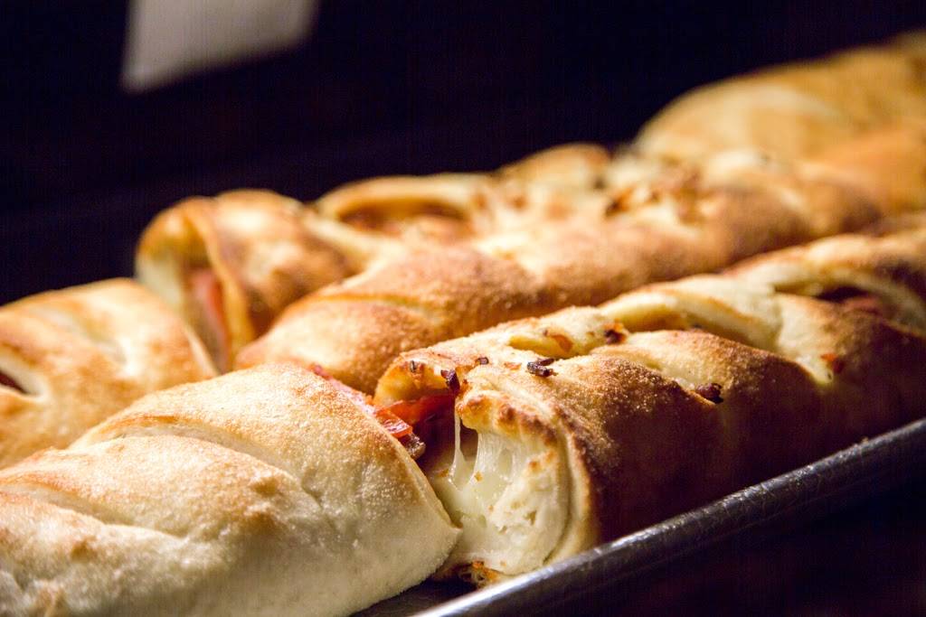 Scottos Rigatoni Grill | restaurant | 42395 Ryan Rd, Ashburn, VA 20148, USA | 7039574994 OR +1 703-957-4994