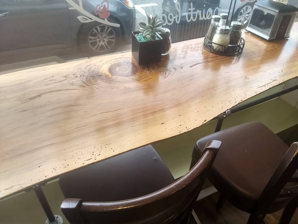 Rosies Pizza | restaurant | 620 Bay Ave, Point Pleasant Beach, NJ 08742, USA | 7327463060 OR +1 732-746-3060