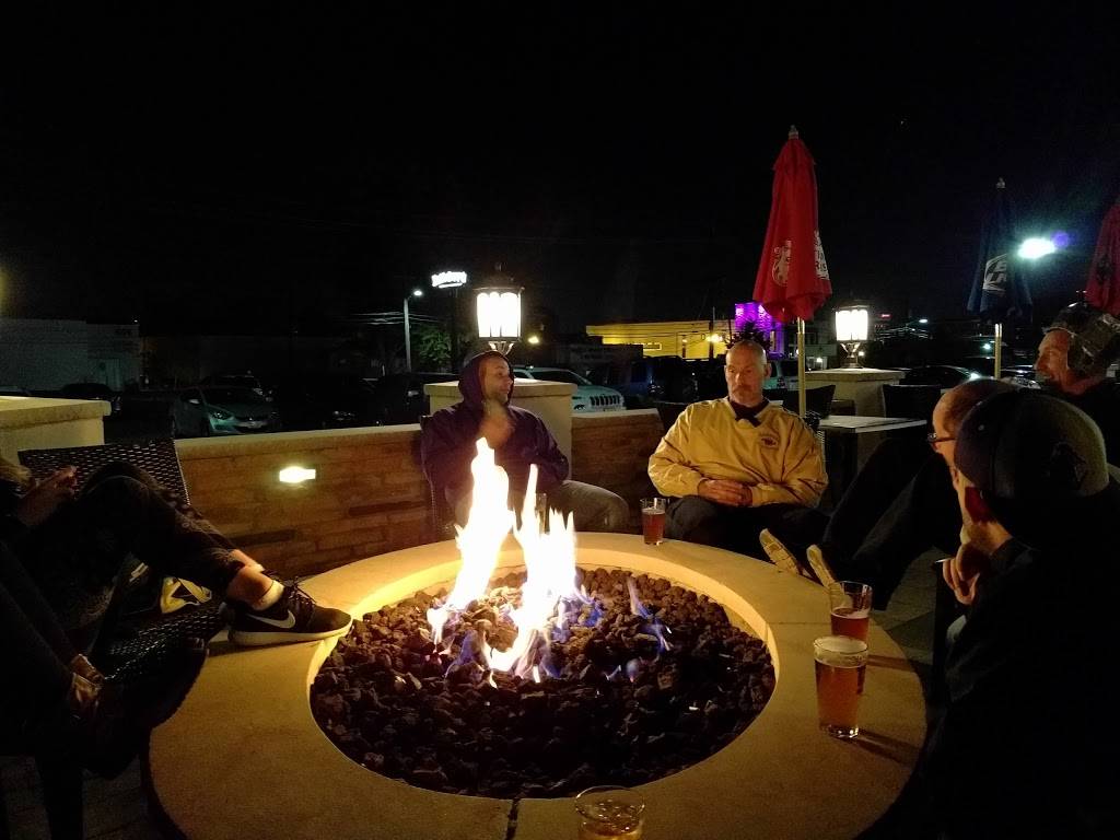 Bennigans | restaurant | 405 N Midland Ave, Saddle Brook, NJ 07663, USA | 2017966465 OR +1 201-796-6465