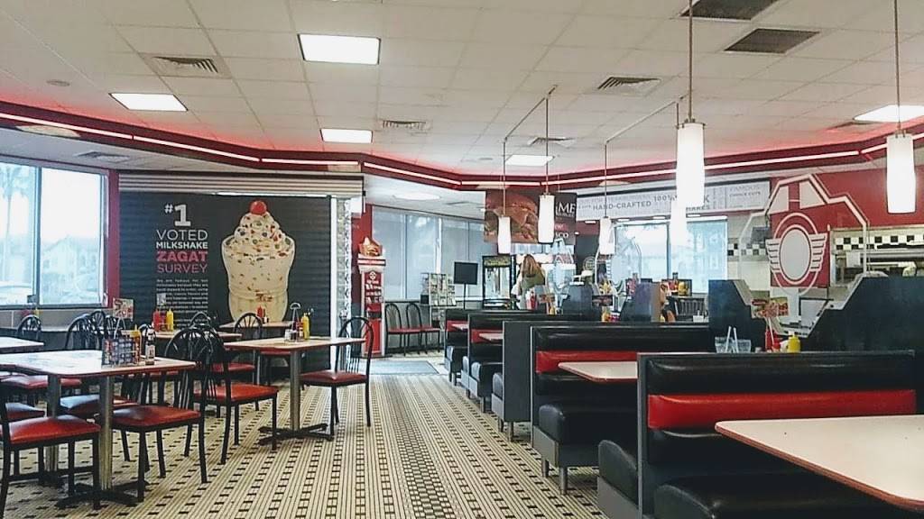 Steak n Shake | restaurant | 6728 Colonnade Ave, Melbourne, FL 32940, USA | 3216379445 OR +1 321-637-9445