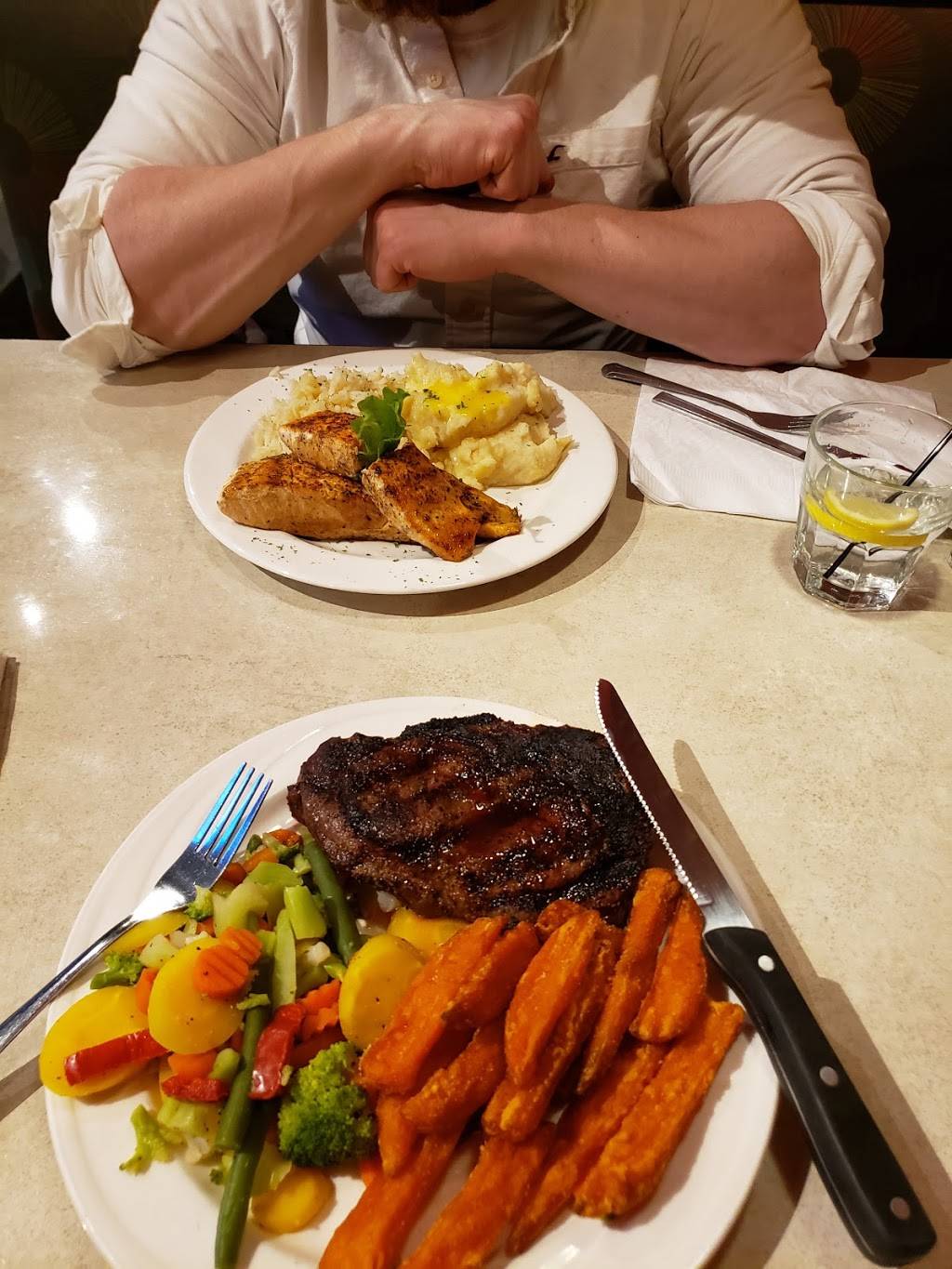 They Say | restaurant | 267 Jos Campau, Detroit, MI 48207, USA | 3134464682 OR +1 313-446-4682