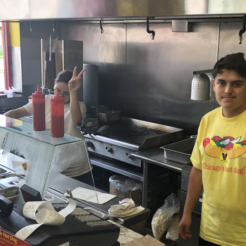 Hot buns | restaurant | 6001 W 35th St, Cicero, IL 60804, USA | 7086520829 OR +1 708-652-0829