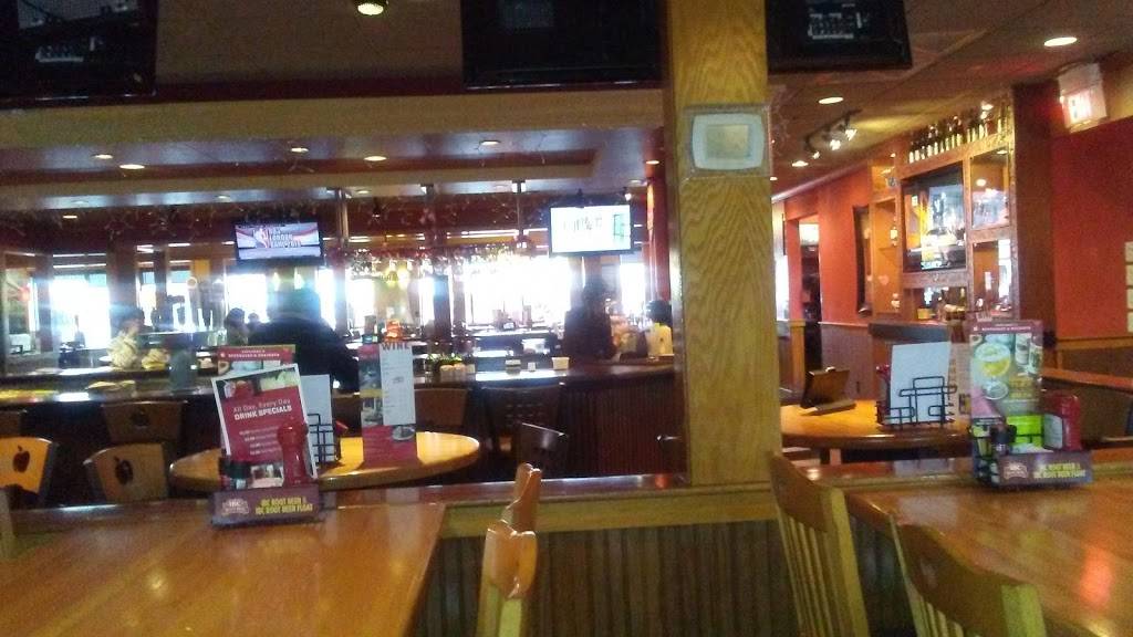 Applebees Grill + Bar | restaurant | 4040 Virginia Beach Blvd, Virginia Beach, VA 23452, USA | 7574983014 OR +1 757-498-3014