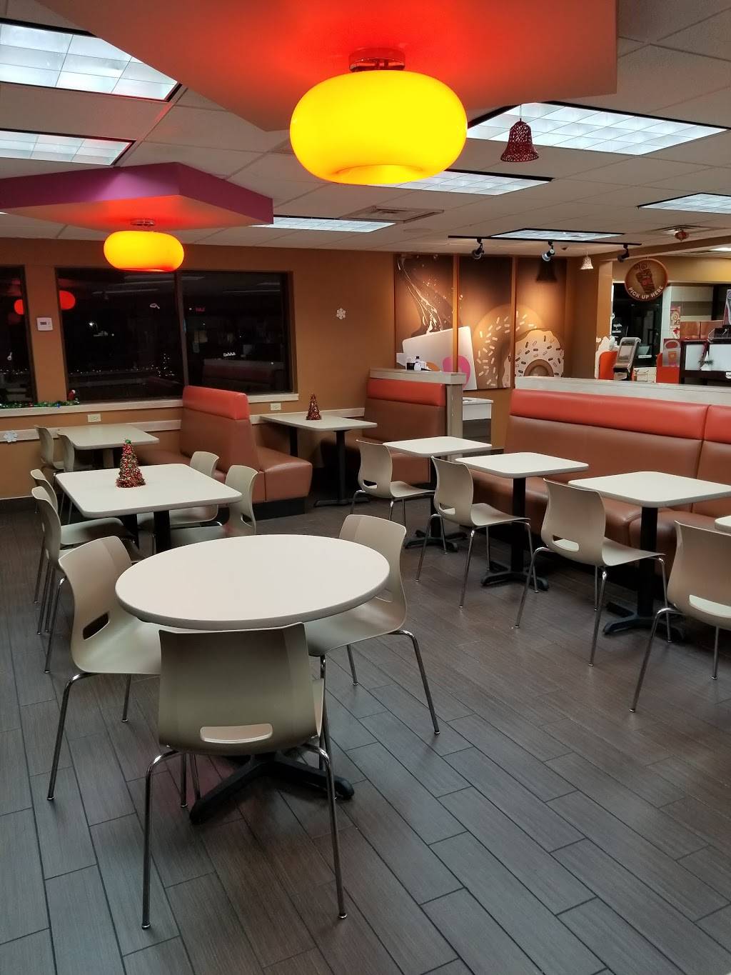 Dunkin | bakery | 31 S Lee St, LaBelle, FL 33935, USA | 8636741166 OR +1 863-674-1166