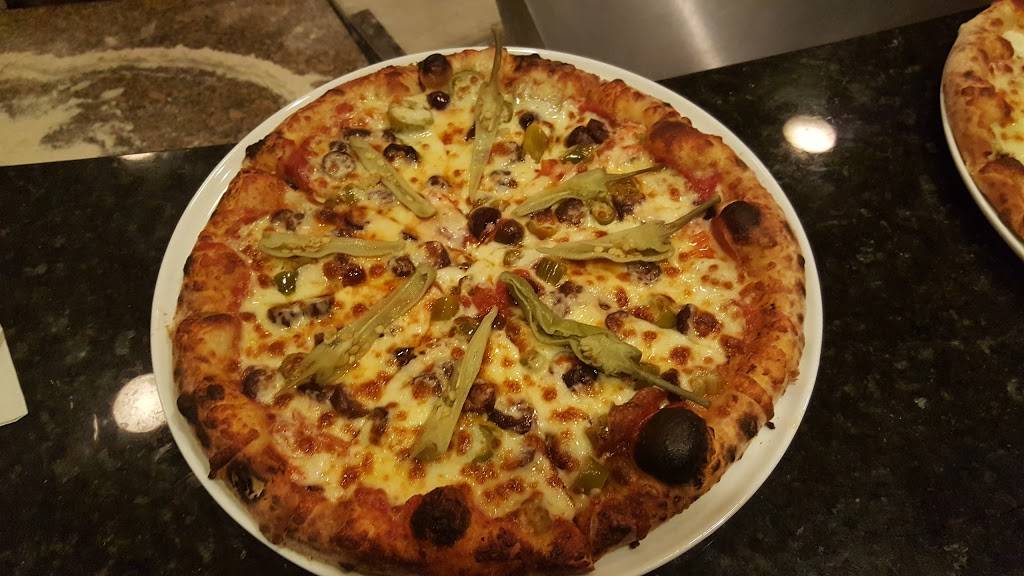 Gusto Italiano Restaurant | restaurant | 1834 Glenview Rd, Glenview, IL 60025, USA | 8477295444 OR +1 847-729-5444