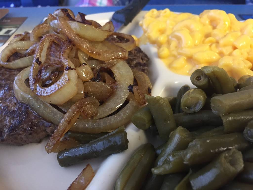 Town House II | restaurant | 1870 S Main St, Kannapolis, NC 28081, USA | 7049388220 OR +1 704-938-8220