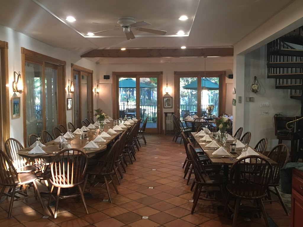 The Gingerbread House Restaurant | restaurant | 55 Carry Rd, Oquossoc, ME 04964, USA | 2078643602 OR +1 207-864-3602