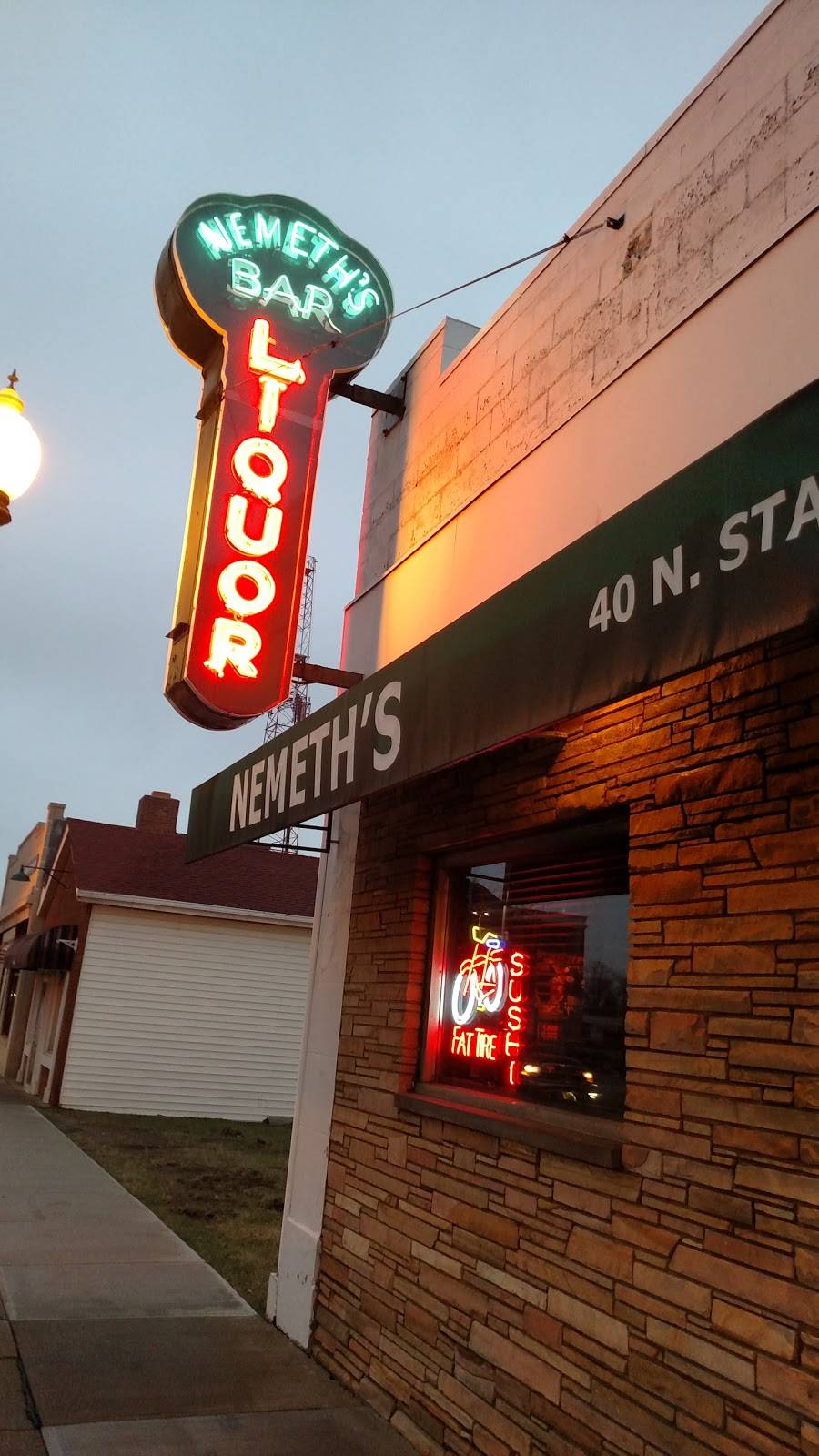 Nemeths Lounge | night club | 40 N State St, Painesville, OH 44077, USA | 4403521429 OR +1 440-352-1429