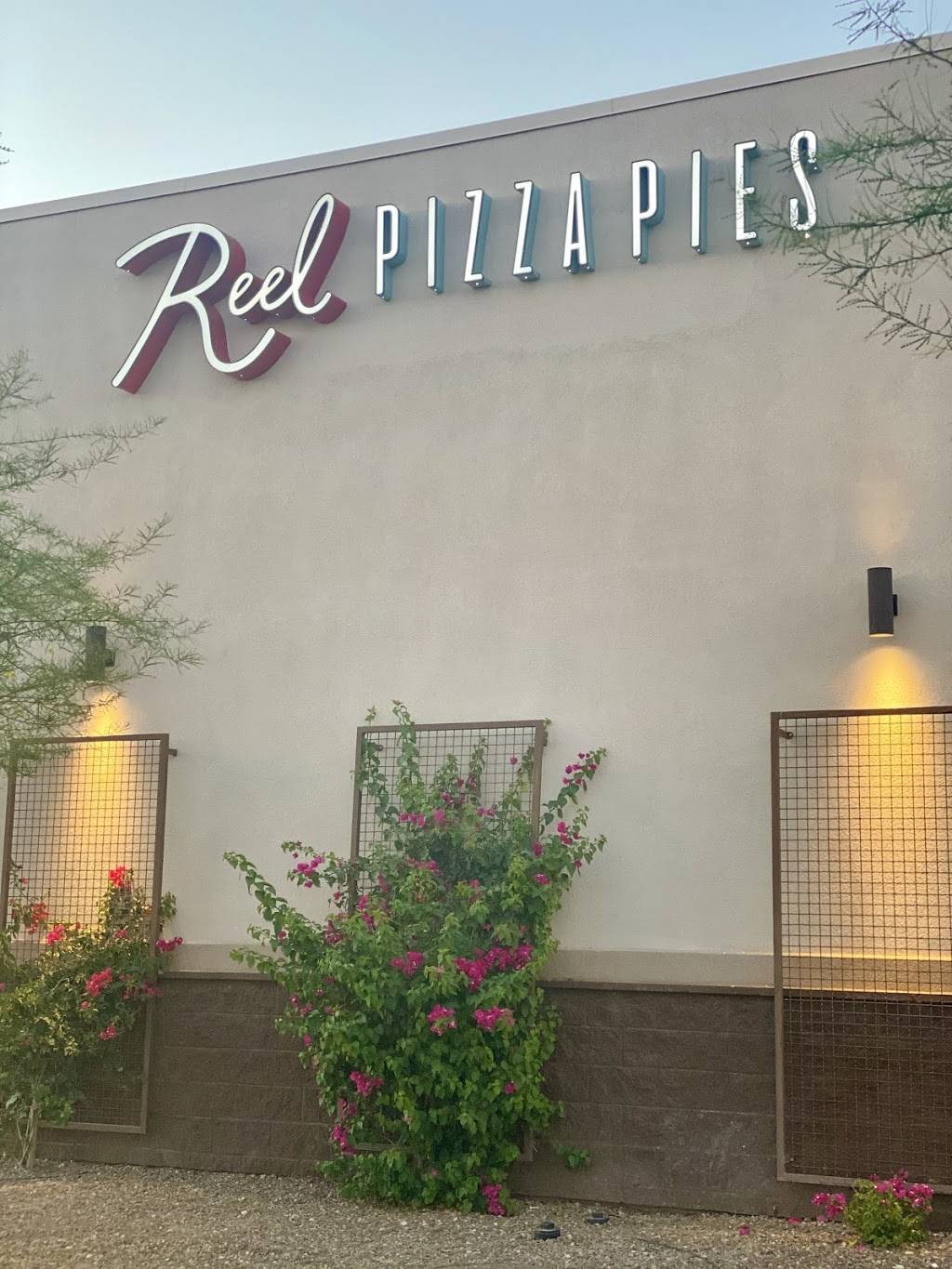 Reel Pizza Pies | restaurant | 13953 W Waddell Rd #103, Surprise, AZ 85379, USA | 6238000909 OR +1 623-800-0909