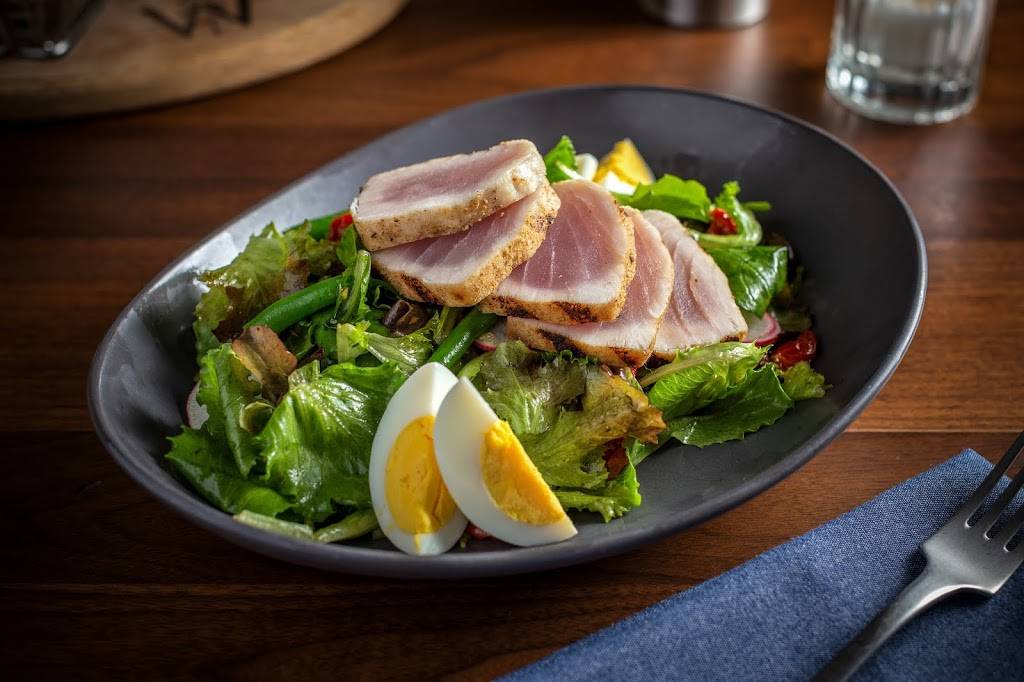 Walton Street Kitchen + Bar | restaurant | 912 N State St, Chicago, IL 60610, USA | 7735703525 OR +1 773-570-3525