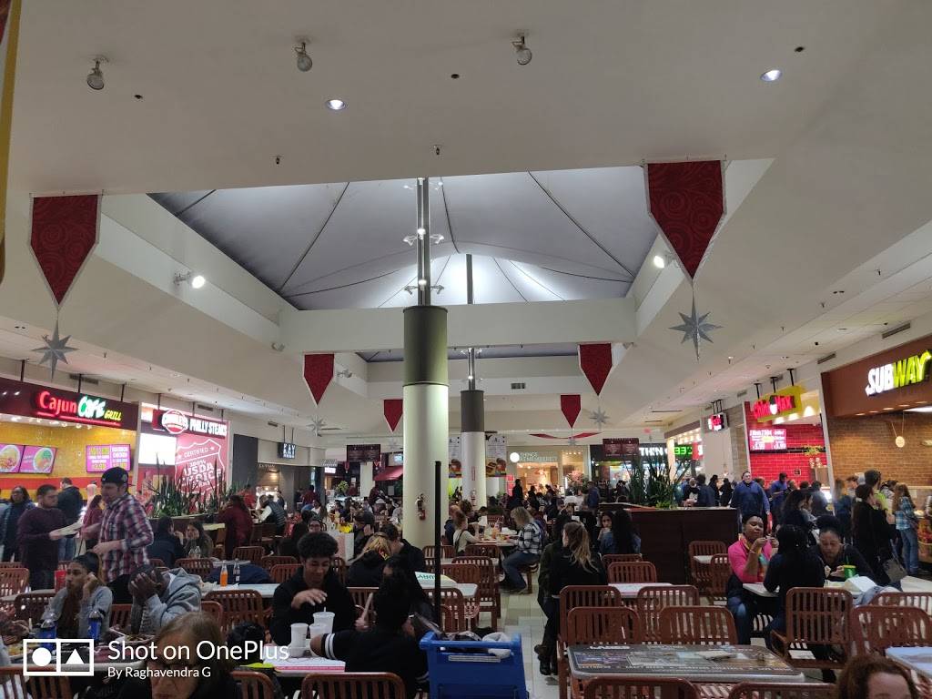 Subway | restaurant | 1 Crossgates Mall Rd, Albany, NY 12203, USA | 5188622770 OR +1 518-862-2770