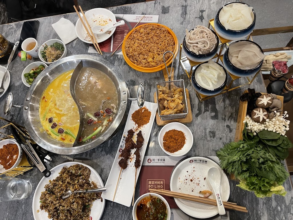 Liuyishou Hot Pot (San Jose) 刘一手火锅(圣何塞) | restaurant | 1199 S De Anza Blvd Suite 10, San Jose, CA 95129, USA | 4082178108 OR +1 408-217-8108