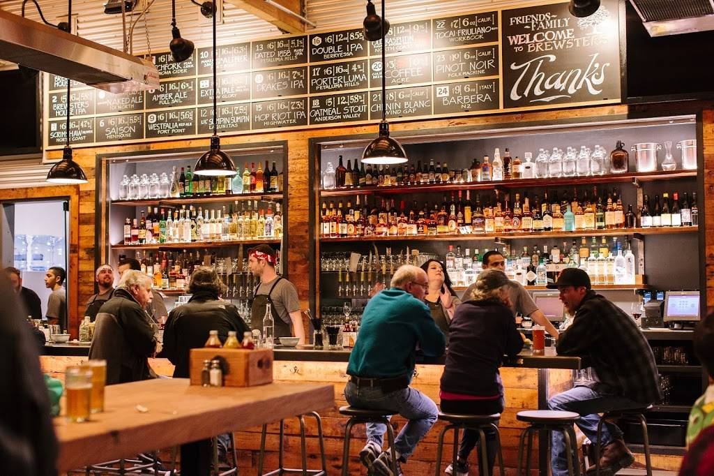 Brewsters Beer Garden + Restaurant | restaurant | 229 Water Street North, Petaluma, CA 94952, USA | 7079818330 OR +1 707-981-8330