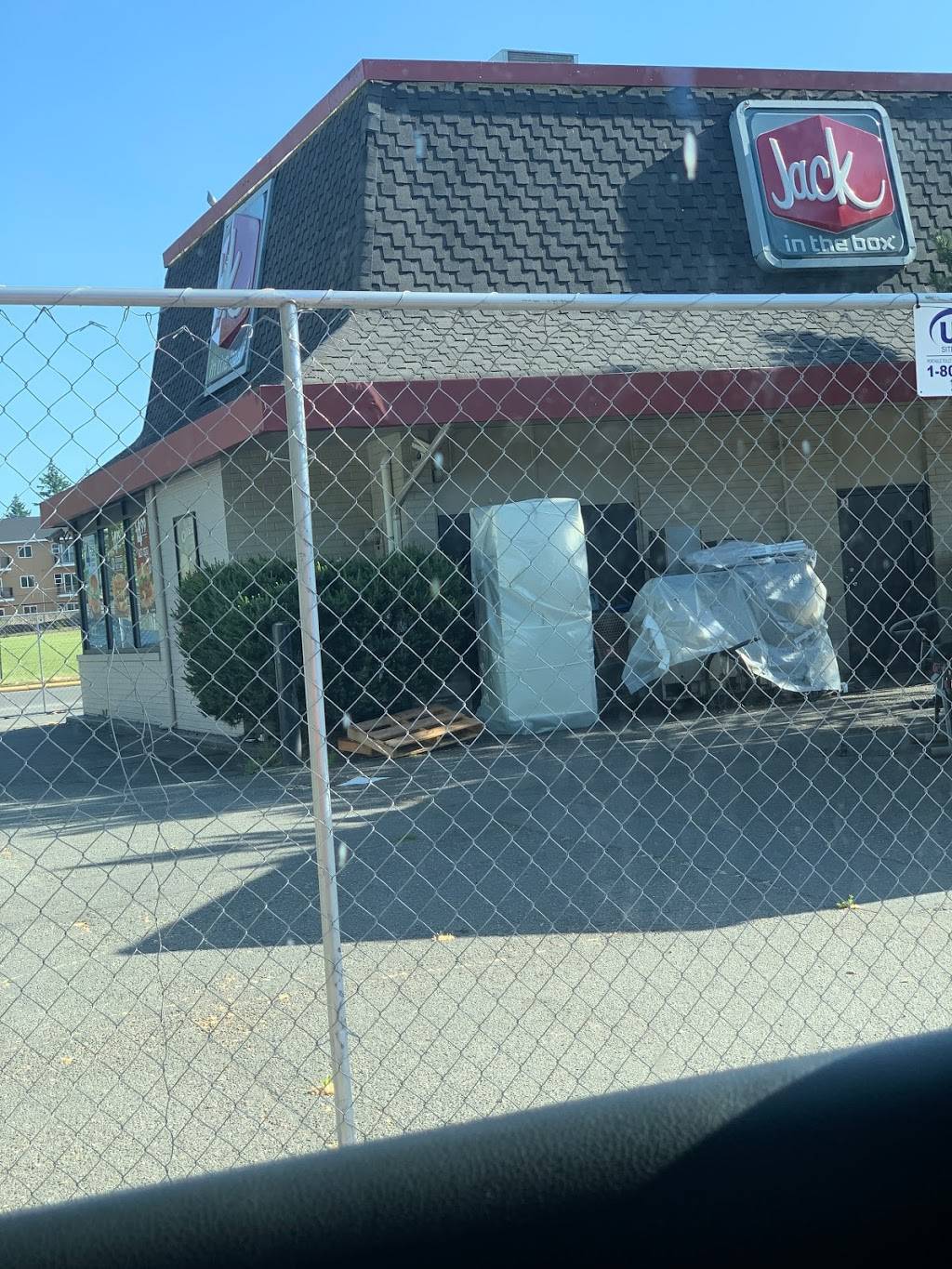 Jack in the Box | restaurant | 1127 SW 128th St, Burien, WA 98146, USA | 2062441950 OR +1 206-244-1950