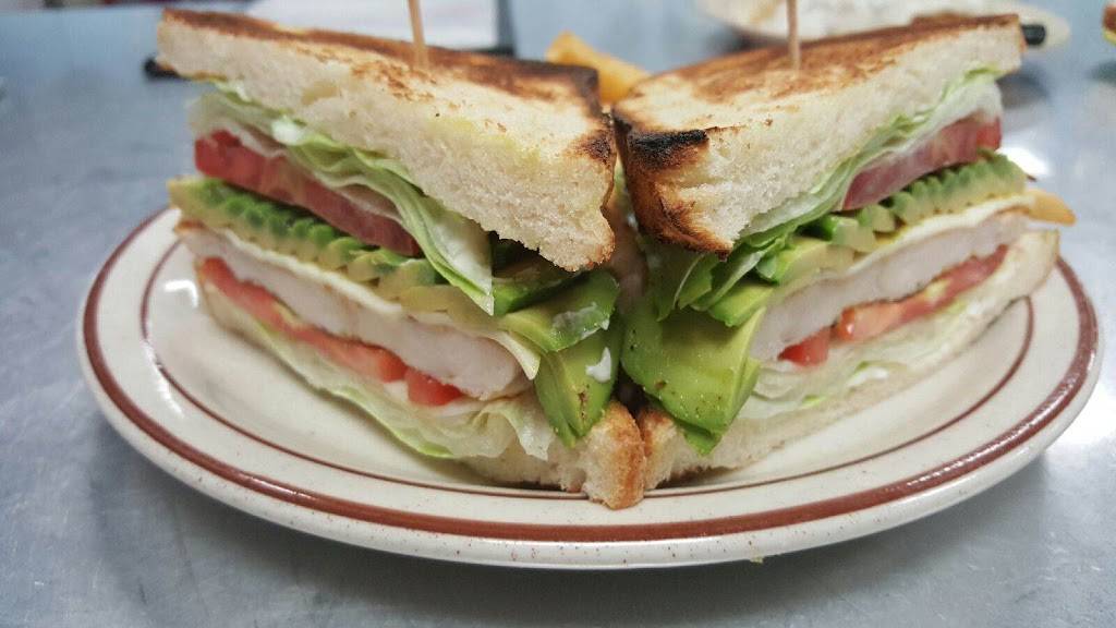 Marys Family Restaurant | restaurant | 307 N Coast Hwy, Oceanside, CA 92054, USA | 7607223052 OR +1 760-722-3052