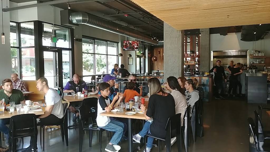 Heyday Bar & Restaurant | restaurant | 1372 31st Ave S, Seattle, WA 98144, USA | 2068299816 OR +1 206-829-9816