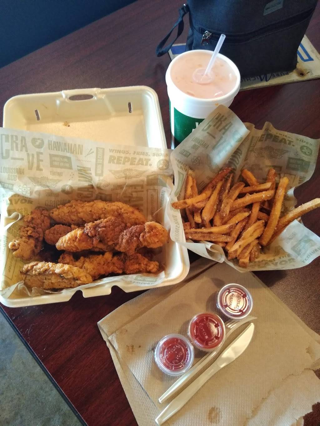 Wingstop | restaurant | 31042 Gratiot Ave, Roseville, MI 48066, USA | 5865412828 OR +1 586-541-2828