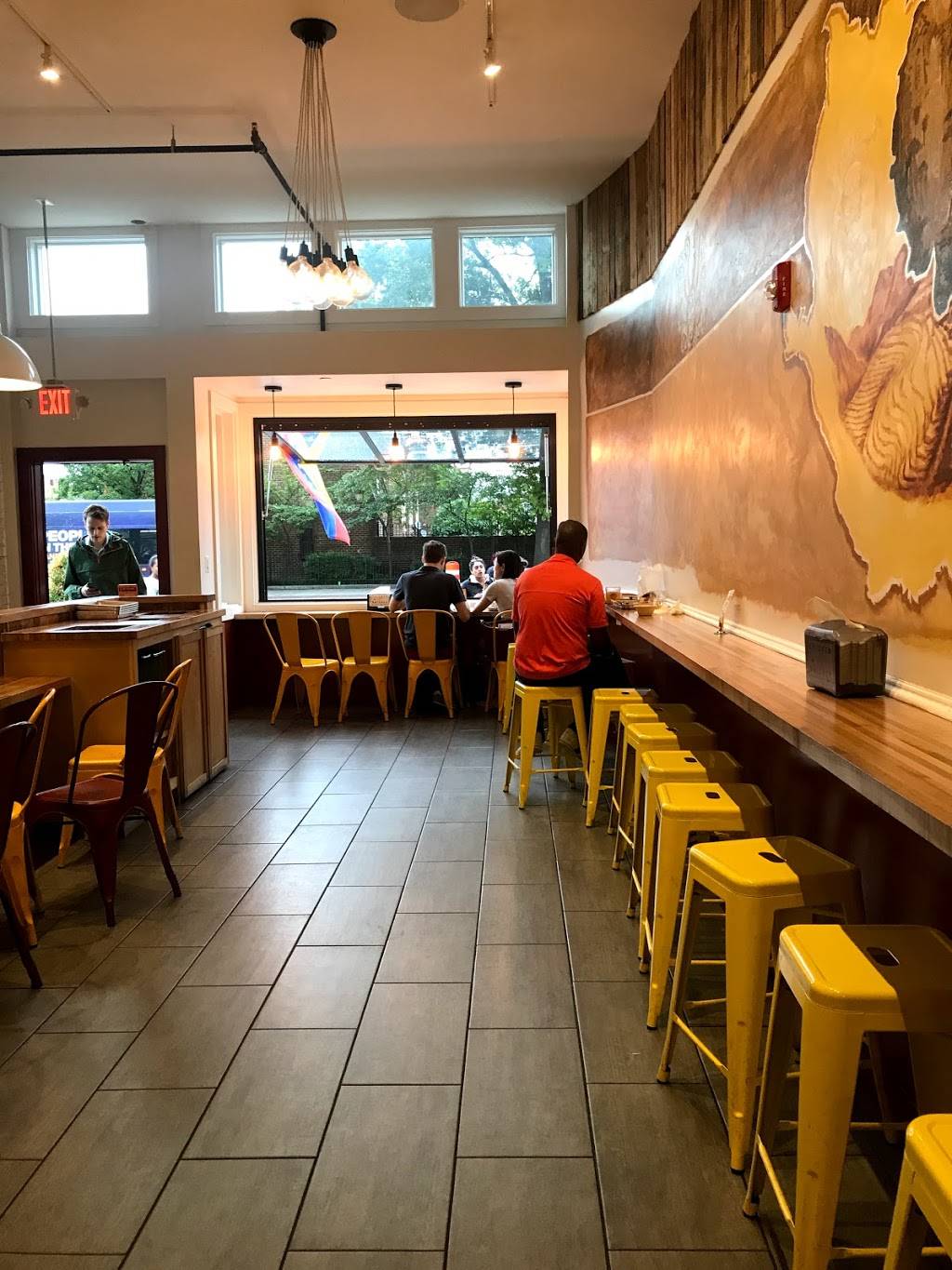 Chicken + Whiskey | restaurant | 1738 14th St NW, Washington, DC 20009, USA | 2026672456 OR +1 202-667-2456