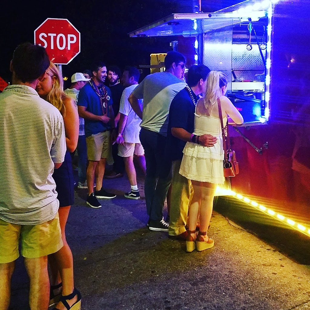 Panchos Burritos & Midnight Munchies | restaurant | 3807 W Navy Blvd, Pensacola, FL 32507, USA | 8506015080 OR +1 850-601-5080