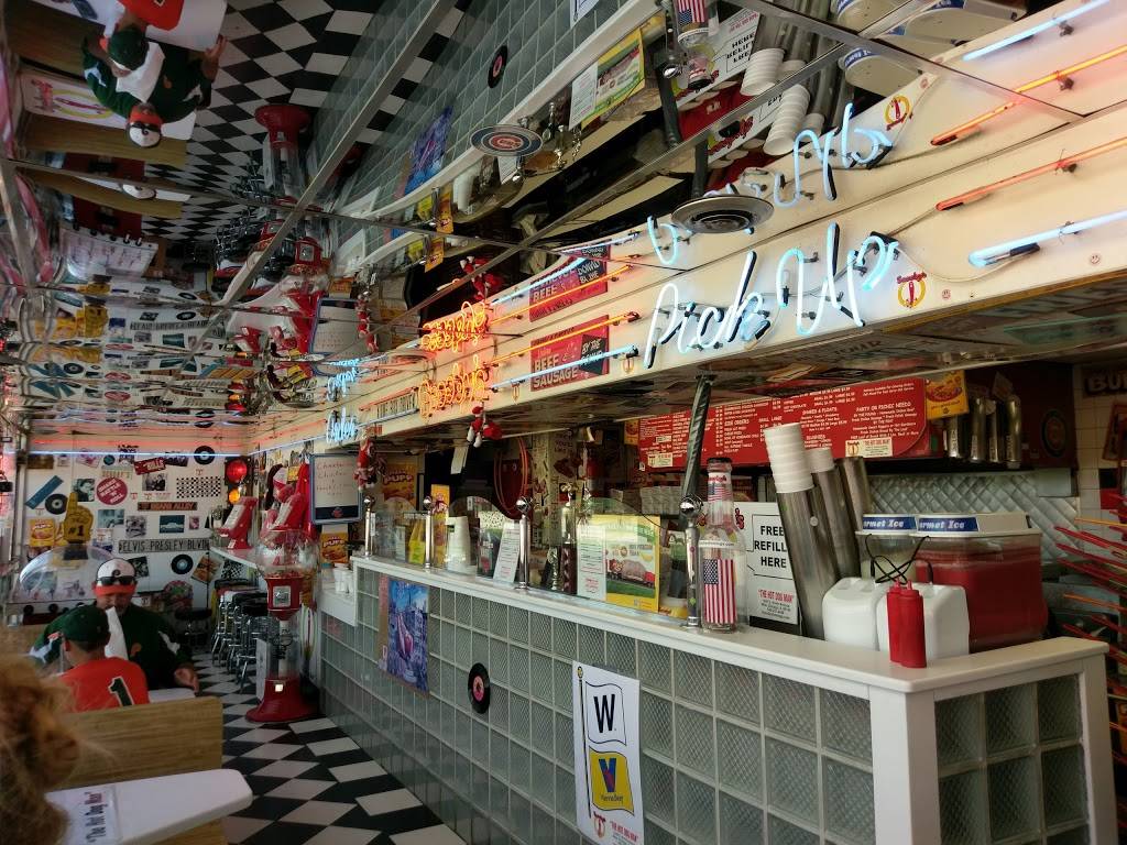 Scoobys Hot Dogs | meal takeaway | 1020 E N Ave, West Chicago, IL 60185, USA | 6302314848 OR +1 630-231-4848