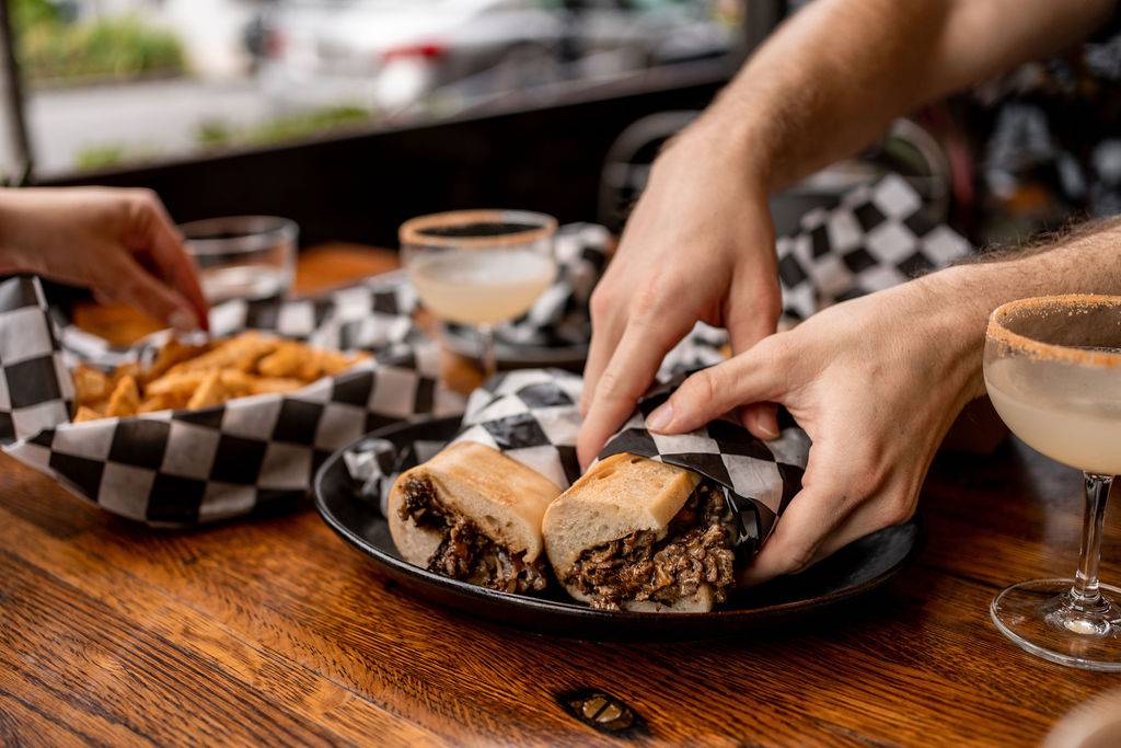 Ghostburger | restaurant | 1250 9th St NW, Washington, DC 20001, USA | 2028275237 OR +1 202-827-5237