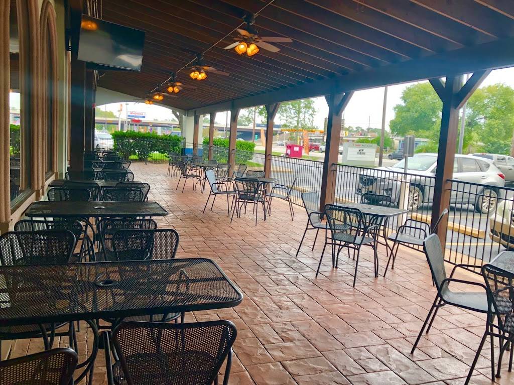 Mannys Mexican Grill & Seafood | restaurant | 11703 Eastex Fwy, Houston, TX 77039, USA | 8326727549 OR +1 832-672-7549