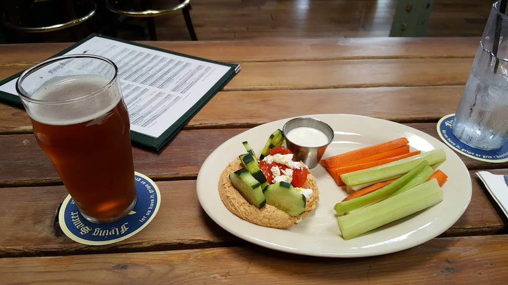 Flying Saucer Draught Emporium | restaurant | 14999 Montfort Dr, Dallas, TX 75254, USA | 9729917093 OR +1 972-991-7093