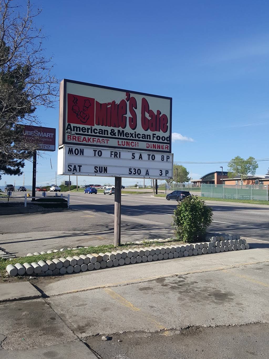 Mikes Cafe | restaurant | 4110 S Federal Blvd, Englewood, CO 80110, USA | 3038065138 OR +1 303-806-5138