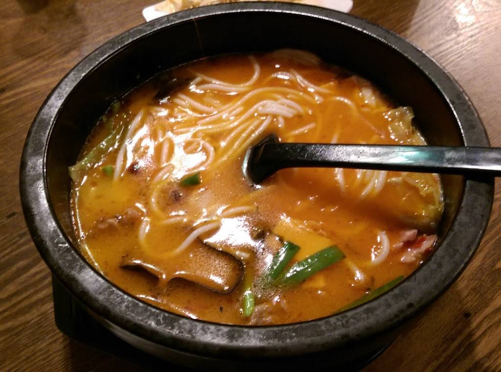 Western Yunnan Crossing Bridge Noodle | restaurant | 705 59th St, Brooklyn, NY 11220, USA | 7188384181 OR +1 718-838-4181