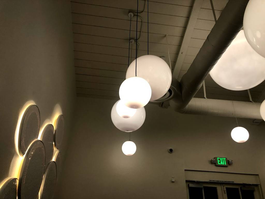 Sunright Tea Studio - Irvine | cafe | 15475 Jeffrey Rd #450, Irvine, CA 92618, USA | 9493164000 OR +1 949-316-4000