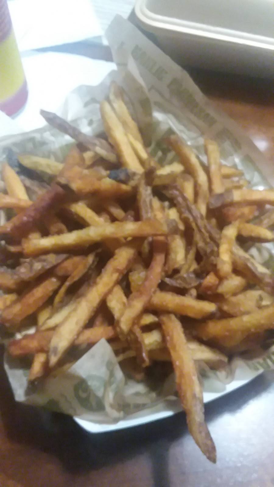 Wingstop | restaurant | 419 E Pioneer Pkwy, Grand Prairie, TX 75051, USA | 9722649464 OR +1 972-264-9464