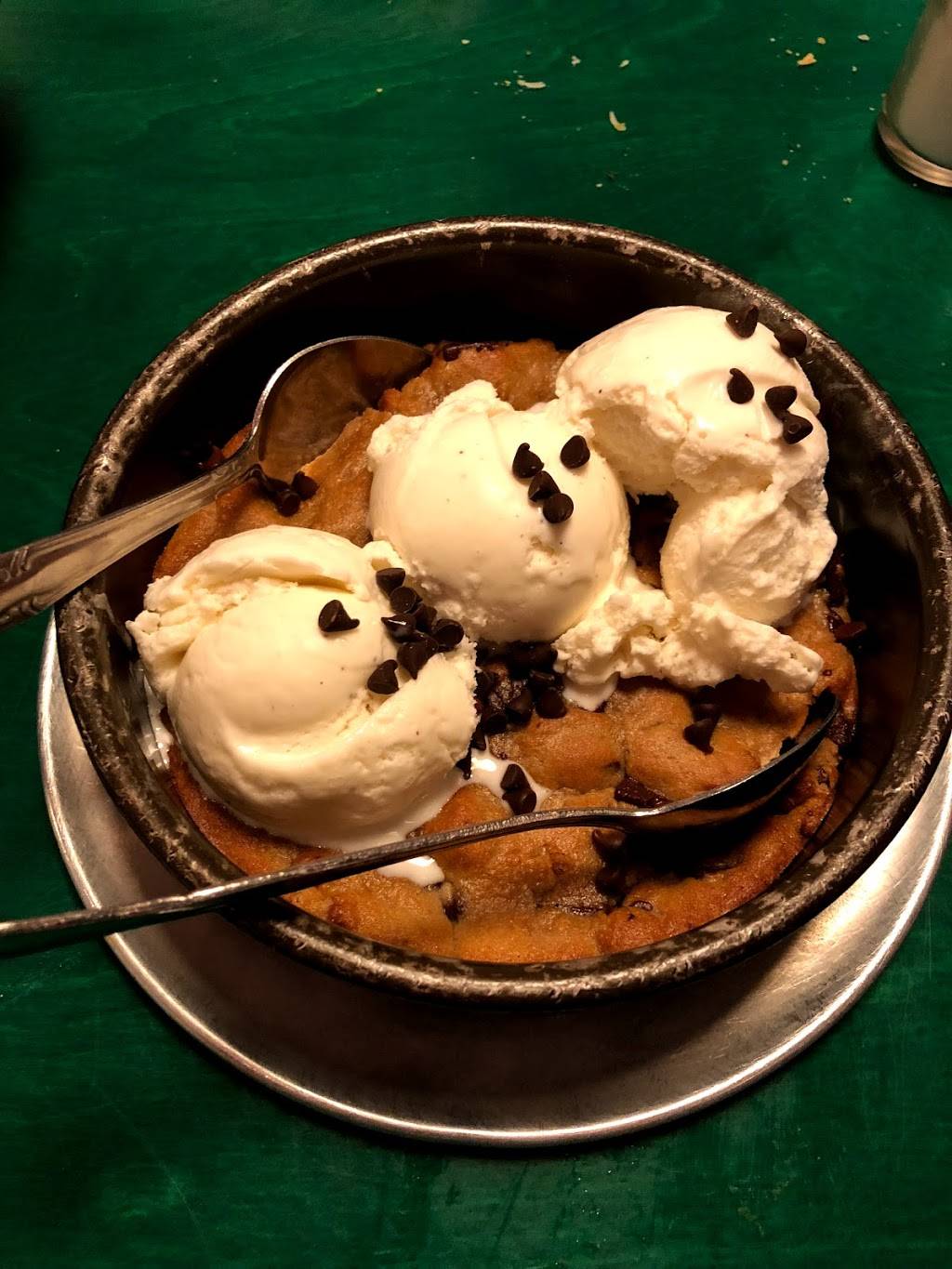 Oreganos Pizza Bistro | restaurant | 6738 W Bell Rd, Glendale, AZ 85308, USA | 6232231150 OR +1 623-223-1150