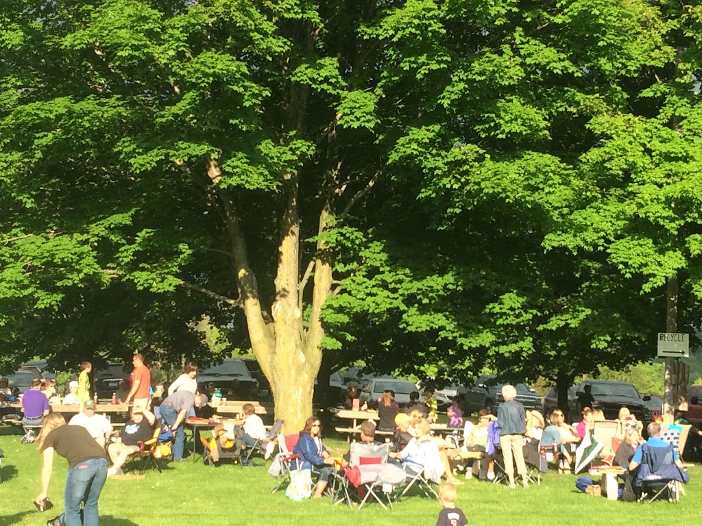 Zwingli United Church of Christ | restaurant | 23148 County Rd 24, West Concord, MN 55985, USA | 5073564340 OR +1 507-356-4340