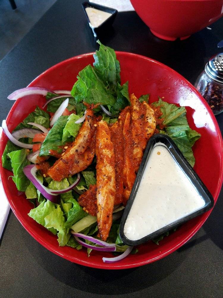 Center Court Pizza & Brew | restaurant | 810 Dixie Dr M, Clute, TX 77531, USA | 9792652700 OR +1 979-265-2700