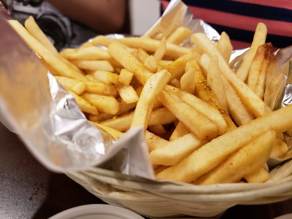 Al-Omda Dundas Lounge | restaurant | 255 Dundas St W Unit 1, Mississauga, ON L5B 1V5, Canada | 9052320112 OR +1 905-232-0112