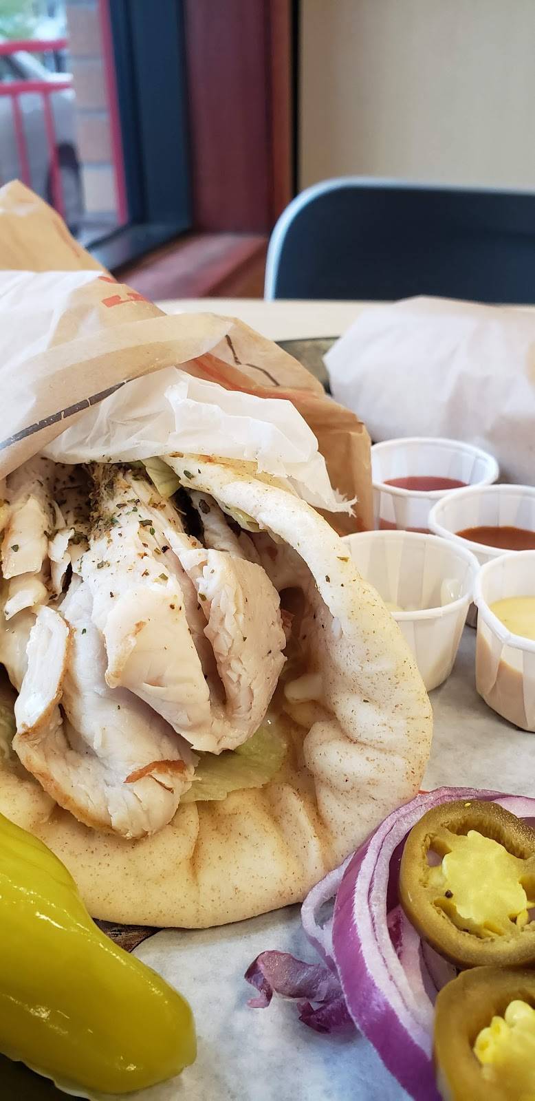 Arbys | meal takeaway | 18060 W 119th St, Olathe, KS 66061, USA | 9138599132 OR +1 913-859-9132