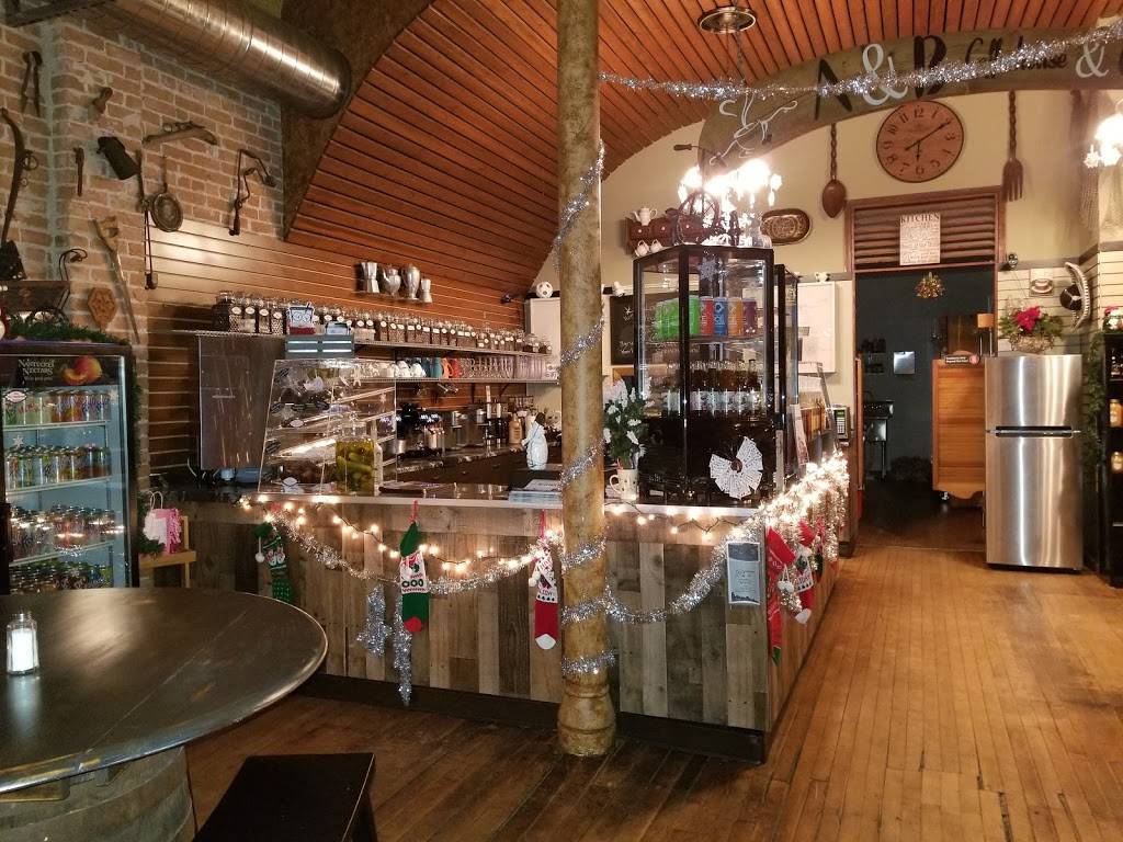 A & B Coffeehouse & Cafe, LLC | restaurant | 322 W Houghton Ave, West Branch, MI 48661, USA | 9897012124 OR +1 989-701-2124