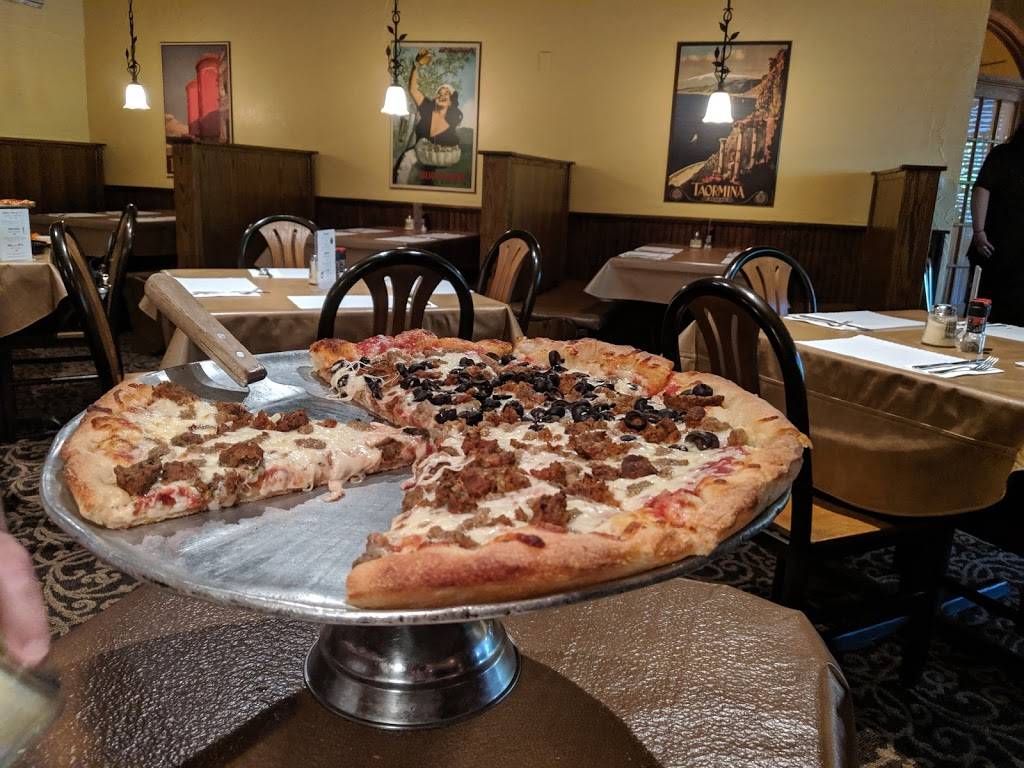 Village Eatery | restaurant | 429 Davison Rd, Lockport, NY 14094, USA | 7164330688 OR +1 716-433-0688