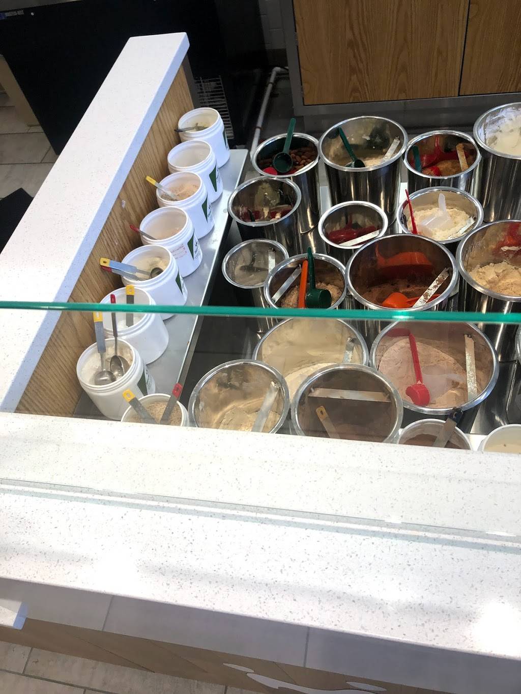 Smoothie King | restaurant | 7175 Security Blvd Suite 103, Baltimore, MD 21244, USA | 4433485132 OR +1 443-348-5132