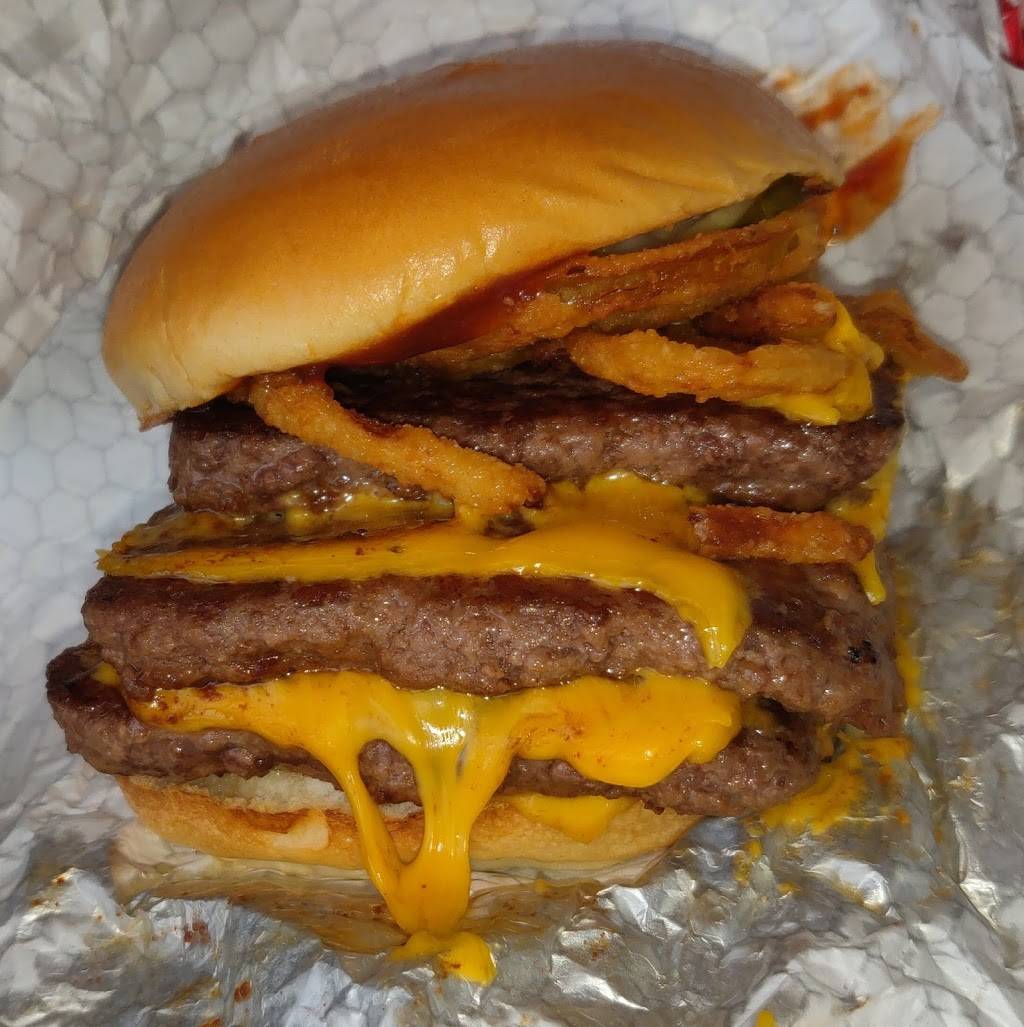 Wendys | restaurant | 2243 Loveridge Rd, Pittsburg, CA 94565, USA | 9254277058 OR +1 925-427-7058