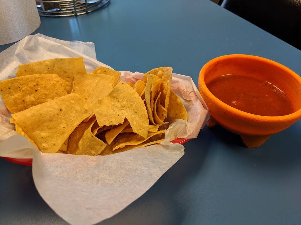 Mollys Restaurant | restaurant | 3211 Bellmead Dr, Waco, TX 76705, USA | 2544120618 OR +1 254-412-0618