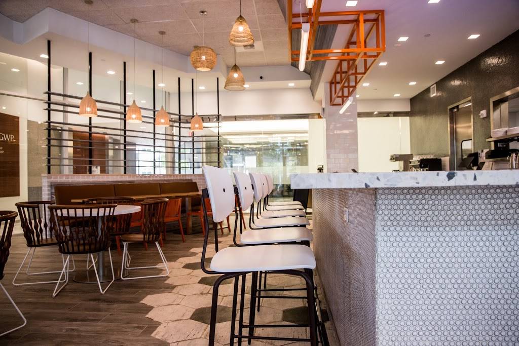 Fusion Eats | restaurant | 9 Greenway Plaza #150, Houston, TX 77046, USA | 7134222882 OR +1 713-422-2882