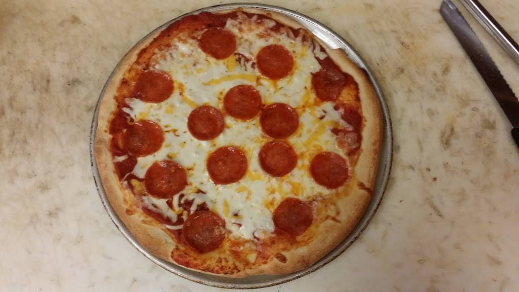 Debs Spicy Pie | restaurant | 113 N Commercial St, Morgan, UT 84050, USA | 8018451400 OR +1 801-845-1400