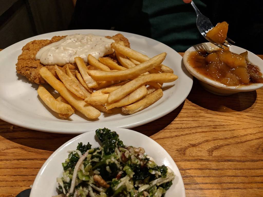 Cracker Barrel Old Country Store | restaurant | 30 Research Dr, Milford, CT 06460, USA | 2038777595 OR +1 203-877-7595