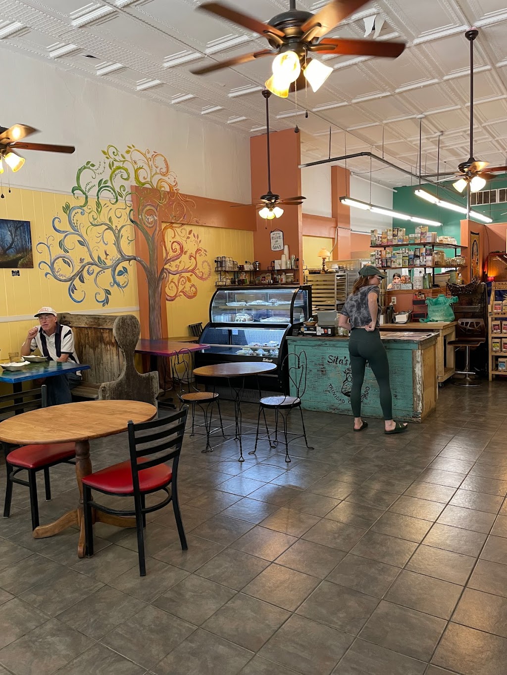 Sitas Kitchen | restaurant | 107 E Main St, Trinidad, CO 81082, USA | 7198595574 OR +1 719-859-5574