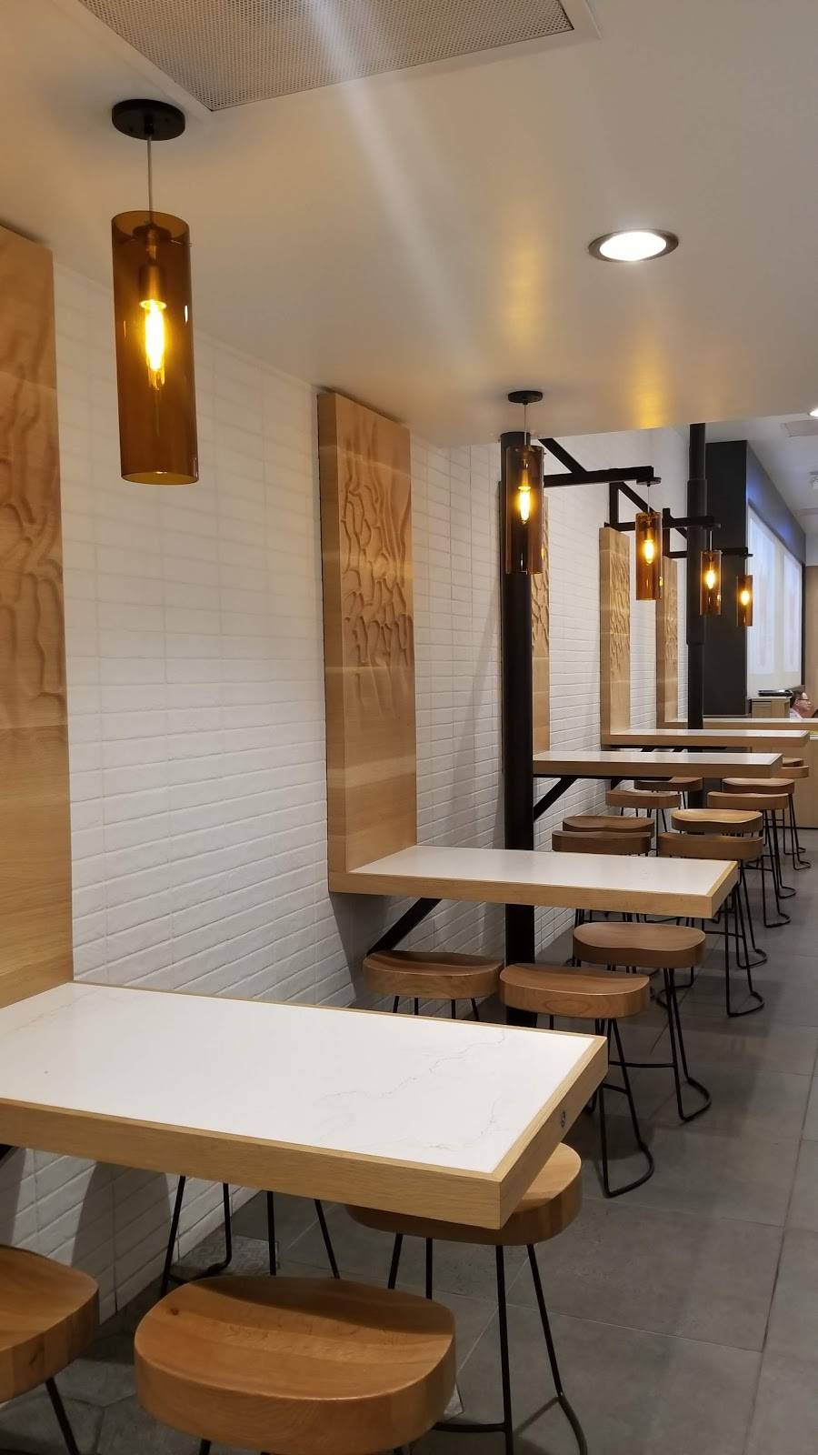 Panda Express | meal takeaway | 216 S Lake Ave, Pasadena, CA 91101, USA | 6262299180 OR +1 626-229-9180