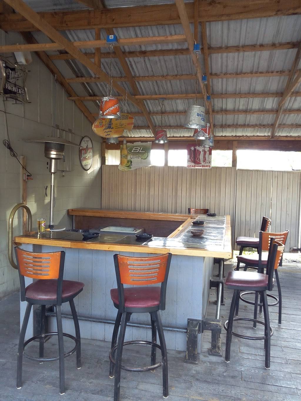 Charlies Place | restaurant | 300 Defiance Ave, Hicksville, OH 43526, USA | 4195429692 OR +1 419-542-9692