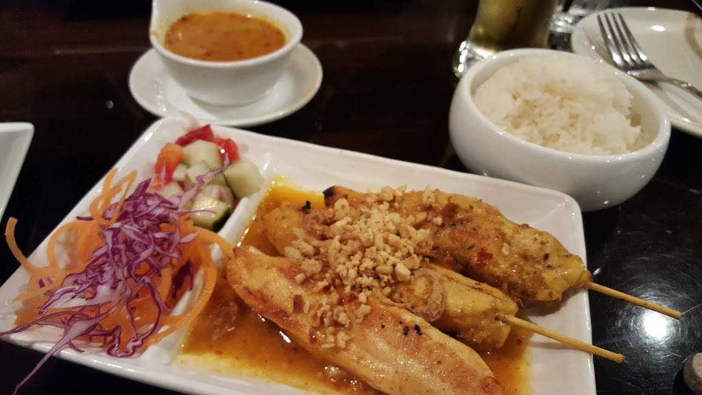 Lucky Corner Vietnamese Cuisine at Westview | restaurant | 5100 Buckeystown Pike Suite 174, Frederick, MD 21704, USA | 3013605913 OR +1 301-360-5913