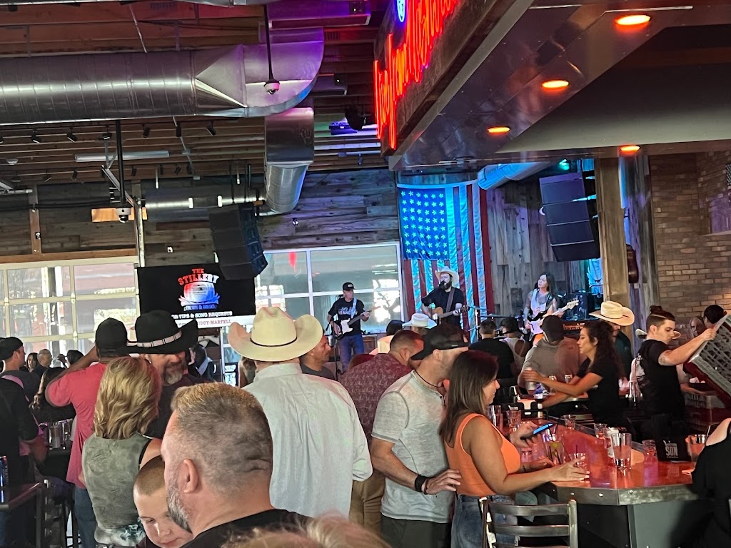 The Stillery | restaurant | 2501 W Happy Valley Rd Ste 12, Phoenix, AZ 85085, USA | 6232486595 OR +1 623-248-6595